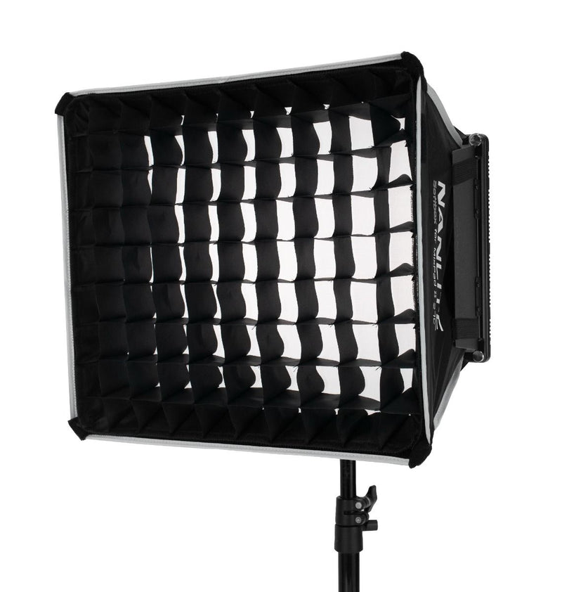 Barndoor With Softbox and eggcrate grid (Mixpad II 27C)