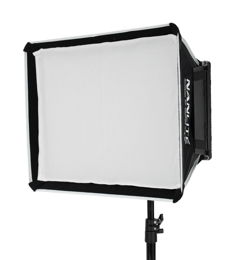 Barndoor With Softbox and eggcrate grid (Mixpad II 27C)